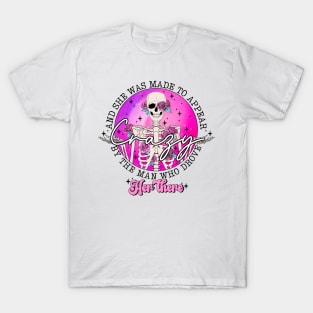 She was made to appear crazy T-Shirt